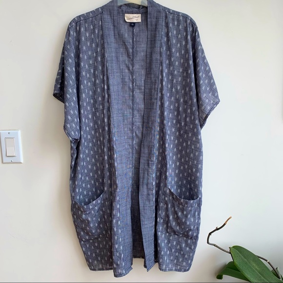 Universal Thread x Target short kimono- Sz L - Picture 2 of 6